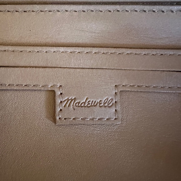 Madewell Abroad Tote Bag. - Picture 5 of 7